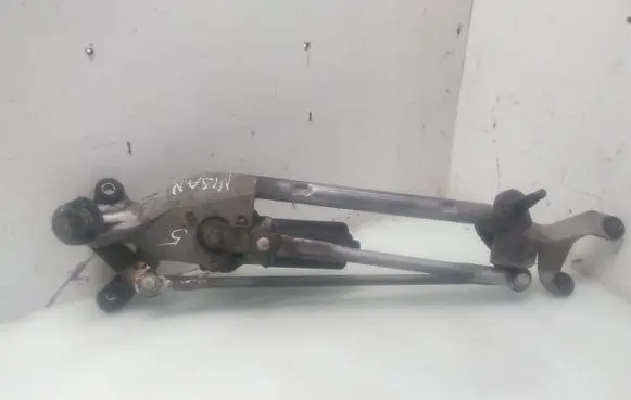 Nissan Primera Front wiper linkage and motor 28810AU310