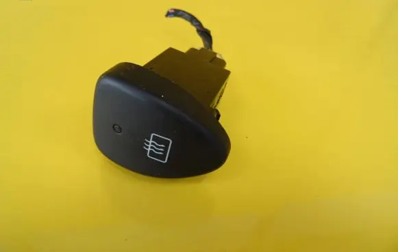 Windscreen/window heater switch