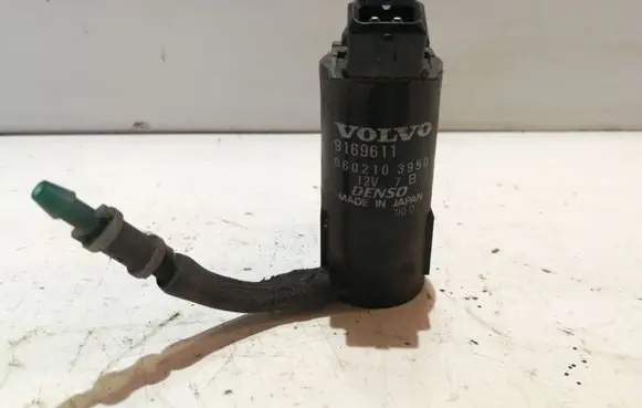 Volvo C70 Windscreen/windshield washer pump 9169611