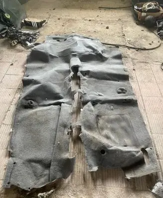 Mitsubishi Pajero Sport I Interior carpet 