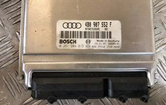 Audi A6 S6 C5 4B Engine control unit/module 4B0907552F 0261204812 26SA5131