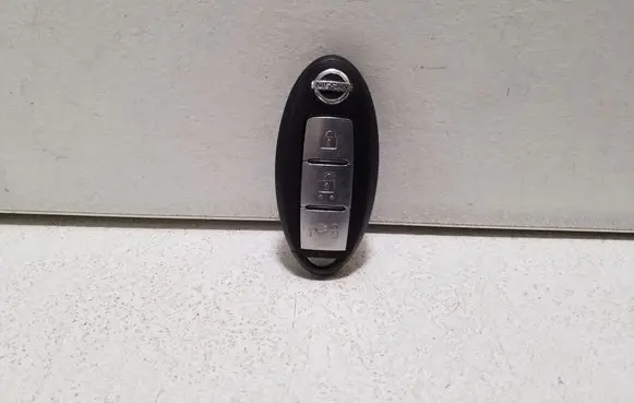 Nissan Leaf I (ZE0) Ignition key/card TWB1G694