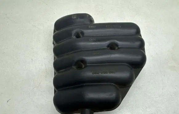Audi 80 90 S2 B4 Vacuum air tank 8G0820601