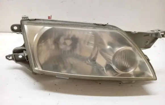 Mazda Premacy Headlight/headlamp P1989