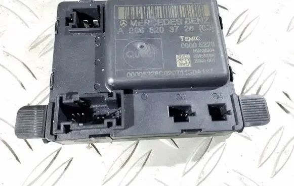 Volkswagen Crafter Door control unit/module A9068203726 00005228