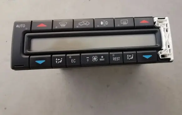 Mercedes-Benz E W210 Climate control unit 2108303285