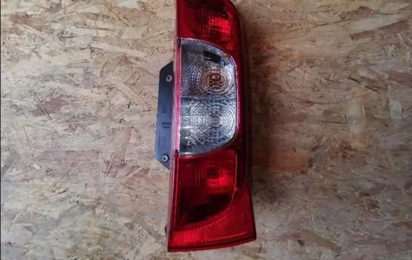 Peugeot Bipper Rear/tail lights