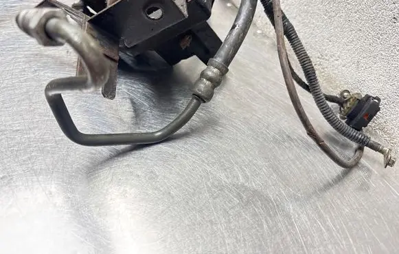 Opel Astra H Power steering pump 1040085