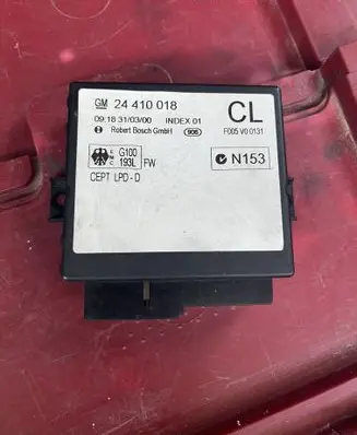 Opel Zafira A Comfort/convenience module 24410018