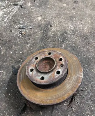 Mercedes-Benz Sprinter W906 Front wheel hub A9065400317