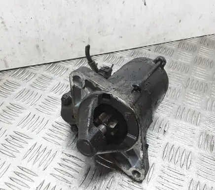 Toyota Yaris Starter motor 281023020 2280008350