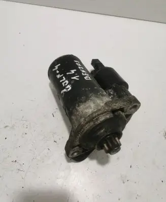 Volkswagen Golf IV Starter motor 0001121008 02A911