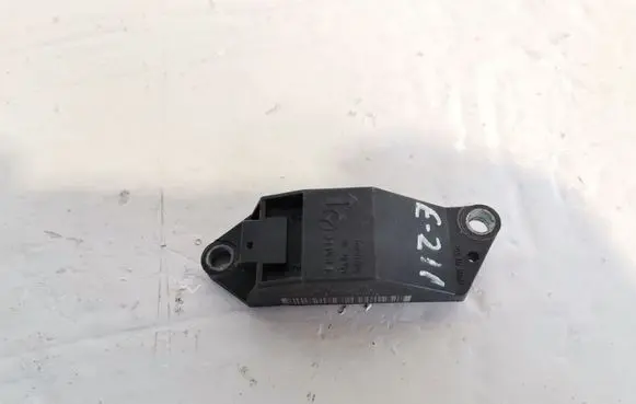 Mercedes-Benz E W211 Airbag deployment crash/impact sensor A0018209326
