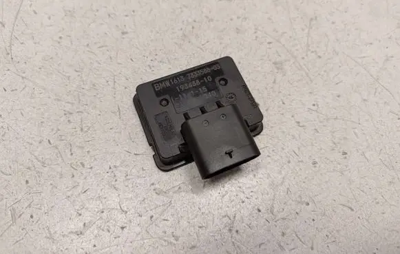 BMW X3 F25 Fuel temperature sensor 16137333588 16137274148