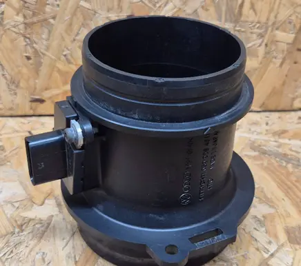 Audi A4 S4 B8 8K Mass air flow meter 059906461N