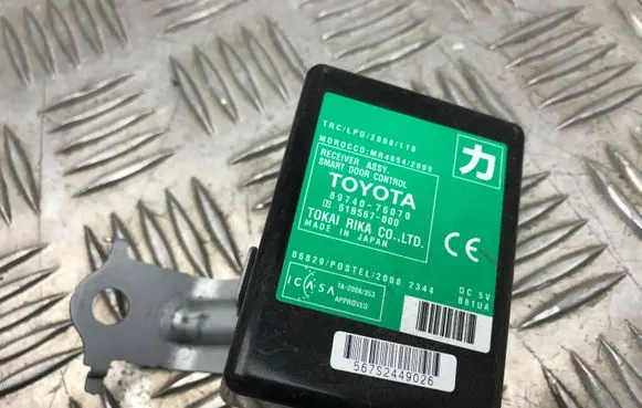 Lexus CT 200H Door control unit/module 8974076070