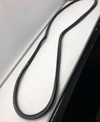 Audi A5 Front door rubber seal 8b3831721