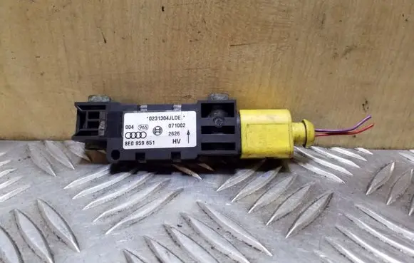 Audi A4 S4 B6 8E 8H Airbag deployment crash/impact sensor 8E0959651