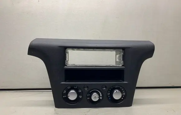Mitsubishi Outlander Climate control unit MR979972HA