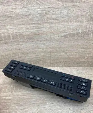 BMW 7 E38 Climate control unit 6901314