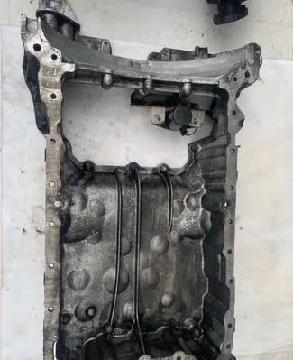 Oil sump
