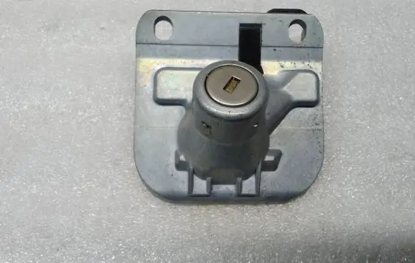 Volvo S60 Tailgate/trunk/boot lock/catch/latch 31253043