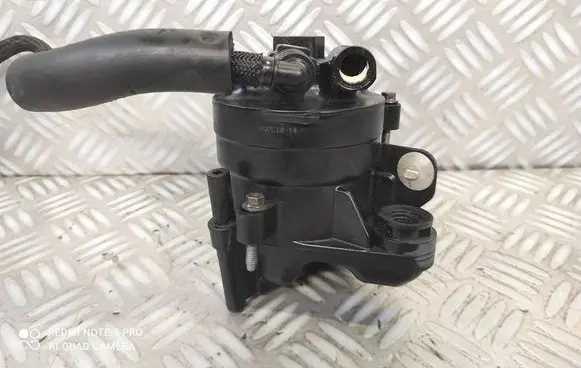 Peugeot 308 Fuel filter housing 9676133480