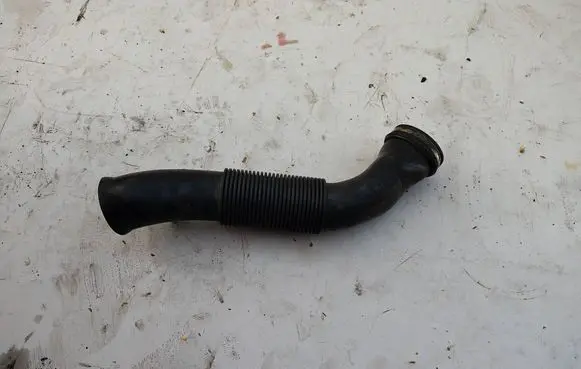 Opel Combo D Air intake hose/pipe 