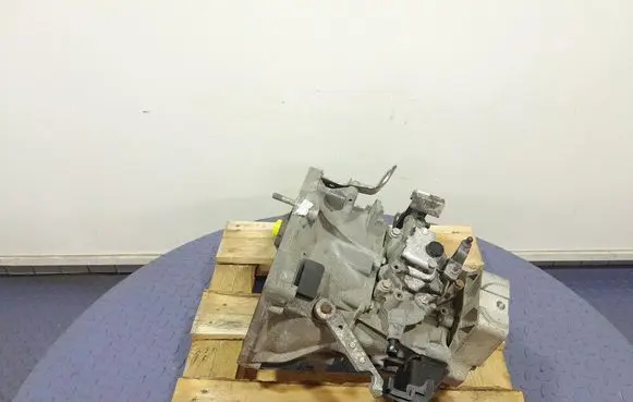 Ford Ka Manual 6 speed gearbox 735027911