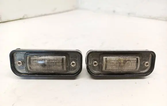 Mercedes-Benz S W220 Number plate light 2208200356