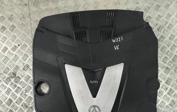 Mercedes-Benz S W221 Engine cover (trim) A6420101667