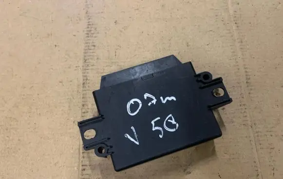 Volvo V50 Parking PDC control unit/module 8673137 601889 0518650