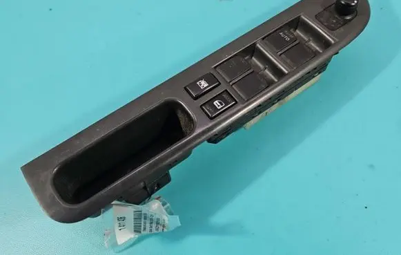 Suzuki Swift I Electric window control switch IMPRK1411436