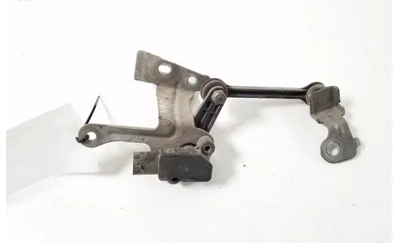 Mercedes-Benz CLA C118 X118 Rear air suspension level height sensor A0009059413