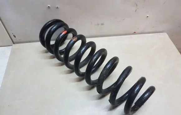 Lexus GS 250 350 300H 450H Rear coil spring