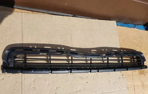 Peugeot Partner Front bumper upper radiator grill 57U105J PR12120