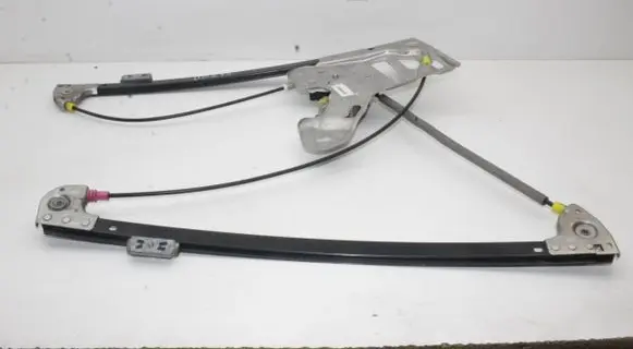 Land Rover Range Rover L322 Front door window regulator with motor 83810209
