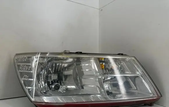 Dodge Journey Headlight/headlamp 05067786AA