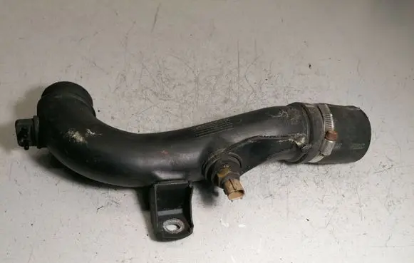Toyota Avensis T250 Intercooler hose/pipe 17362-0R010