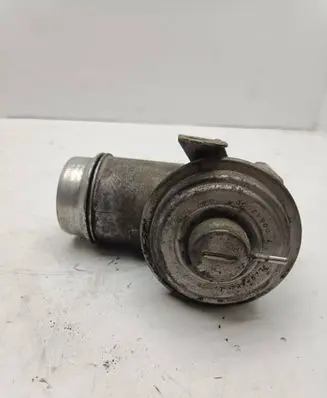 BMW 1 E81 E87 EGR valve 7792077