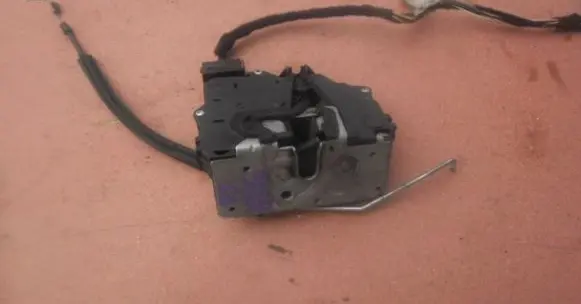 Fiat Ducato Front door lock 3432526