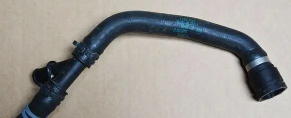 Volkswagen PASSAT CC Engine coolant pipe/hose 3AA122051F