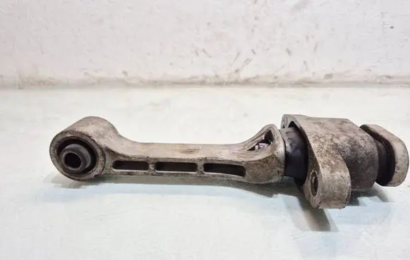 KIA Sportage Gearbox mount 219692S000