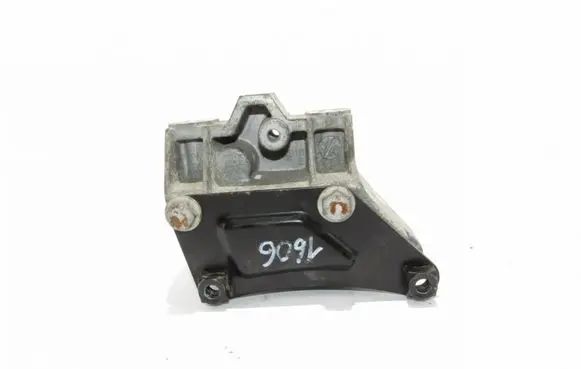 Volkswagen Golf VI Engine mounting bracket 1K0199111