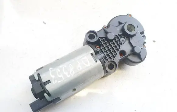 Land Rover Discovery 3 - LR3 Seat adjustment motor 404904 82148141-4003