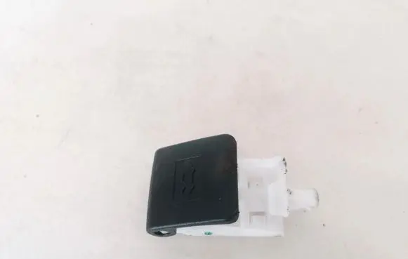 Engine bonnet (hood) release handle