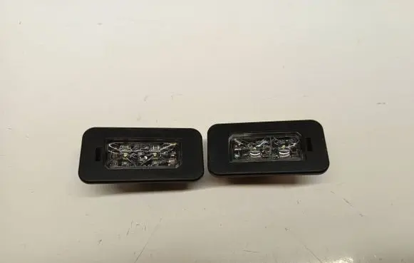 Alfa Romeo Stelvio Number plate light