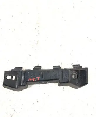 KIA Ceed Front bumper mounting bracket 865181H000