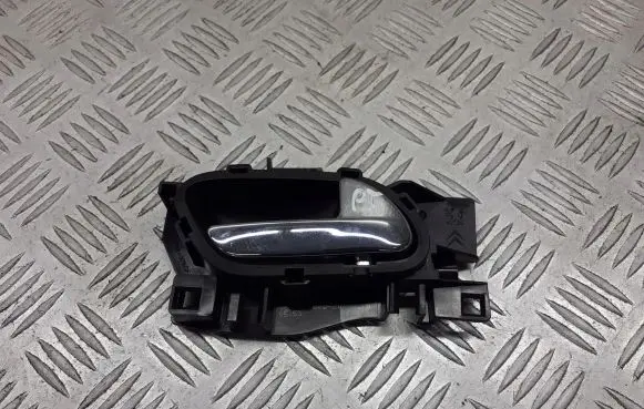 Citroen C4 I Picasso Rear door handle trim 96555516VD