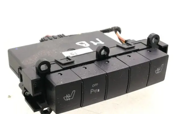 Mercedes-Benz B W245 Seat heating switch 1698209010 33460902